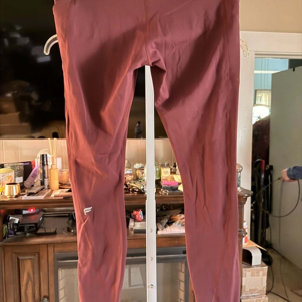 Fabletics PureLuxe Burgandy Leggings, M - Picture 2 of 4